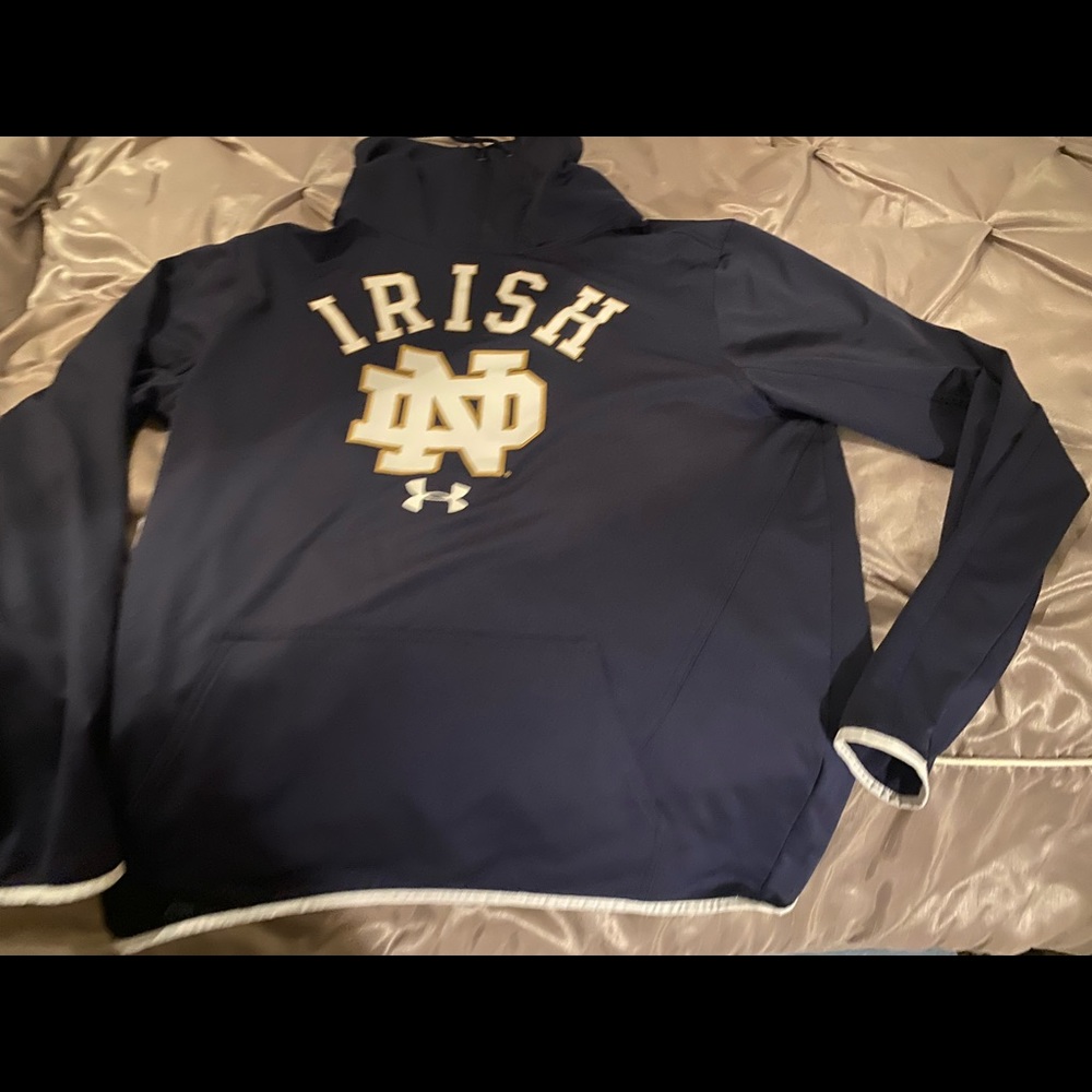Men’s XL Norte Dame Under Armour Crew Neck Fleece Sweatshirt Navy Blue
